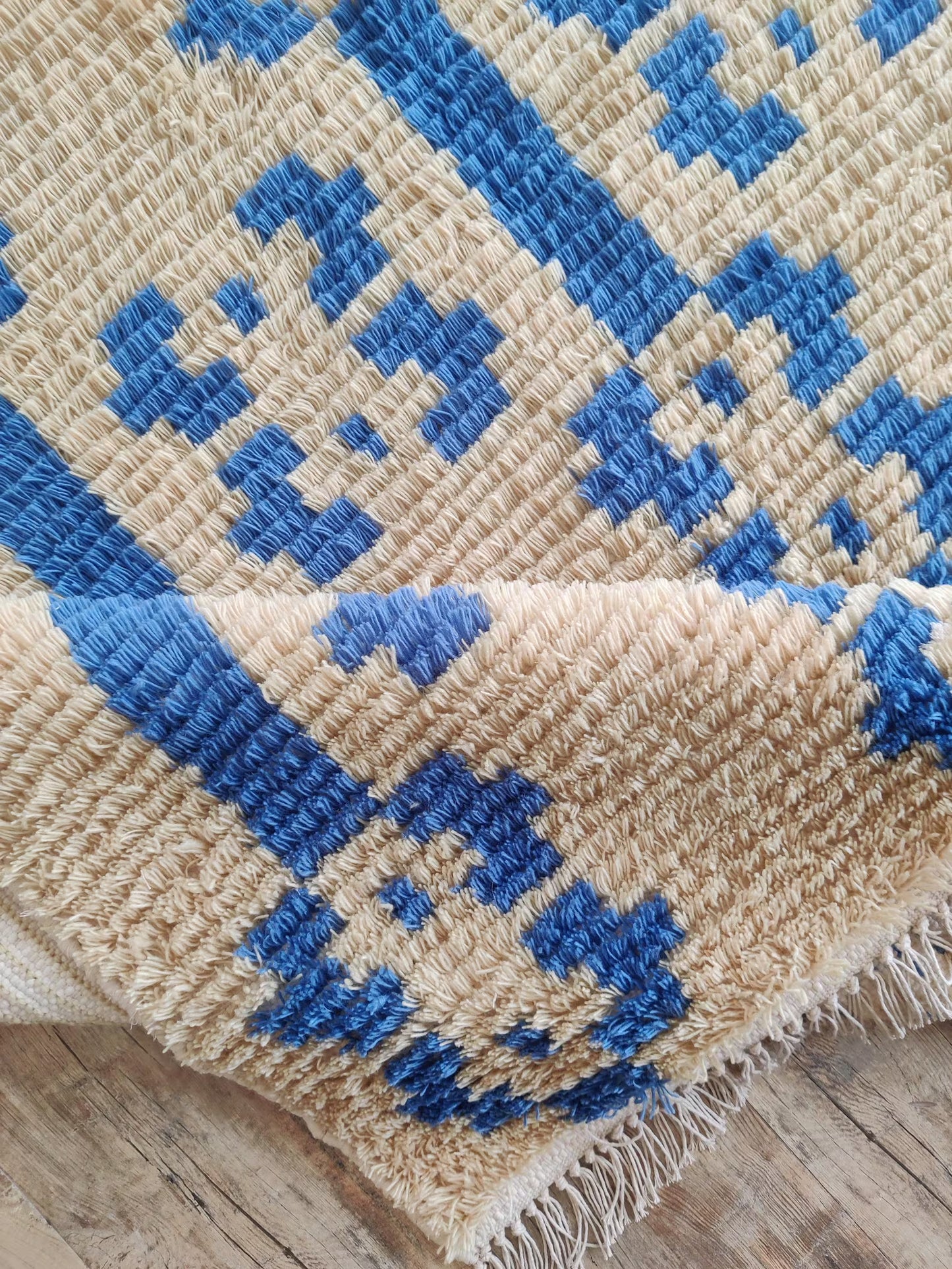 Tribal Pattern Moroccan Wool Rug