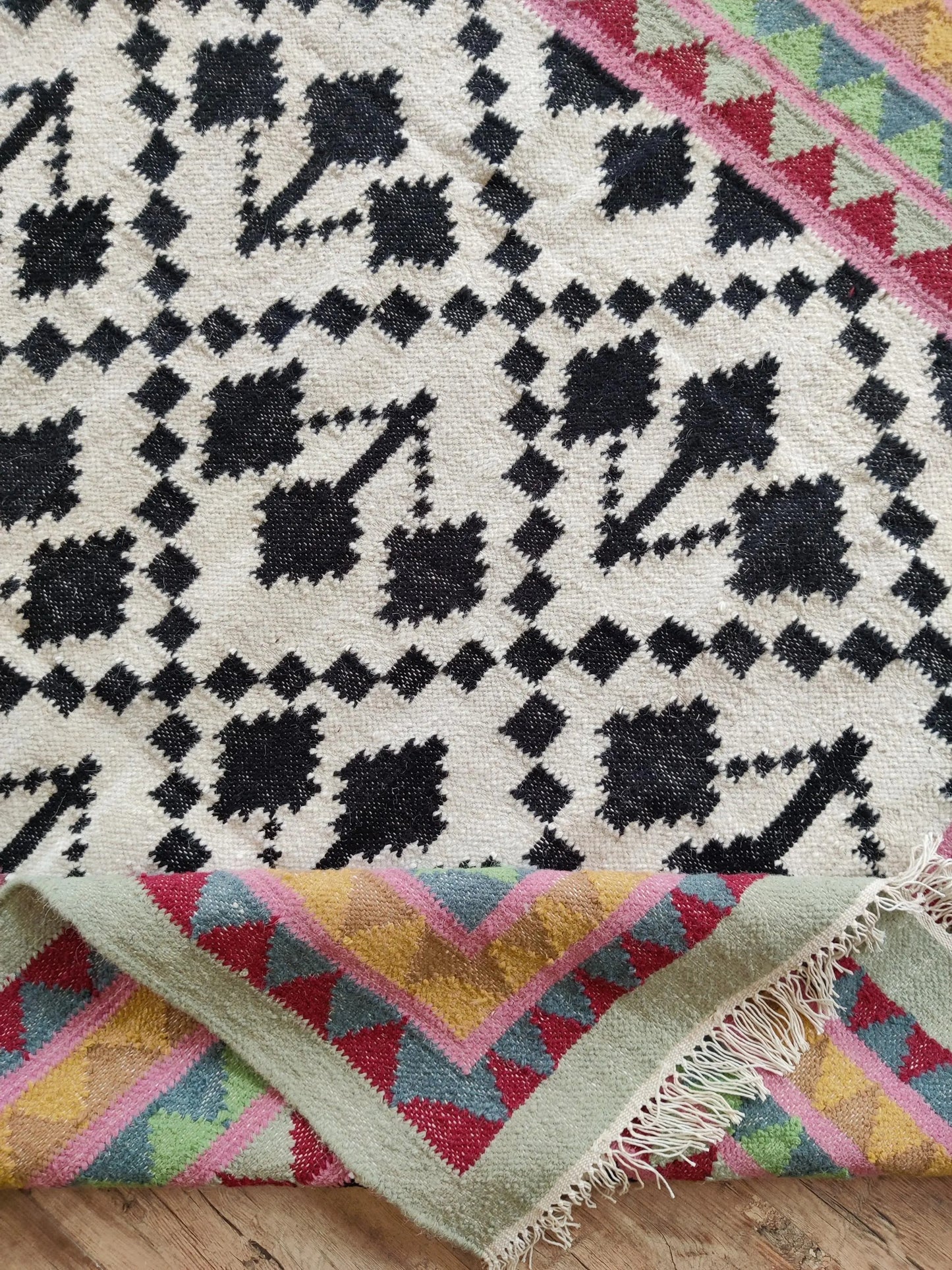 Monochrome Tree & Sawtooth Border Wool Area Rug