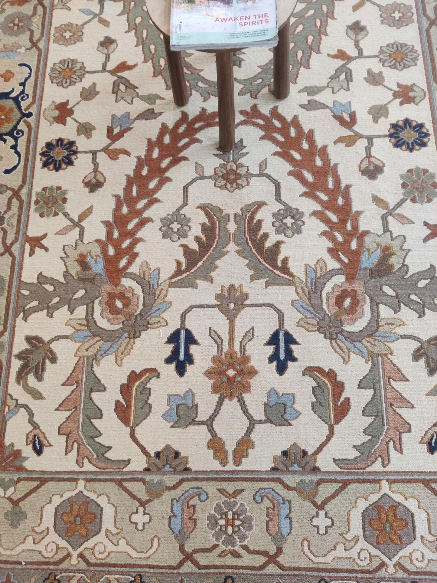Heritage Floral Medallion Premium Moumak Area Rug