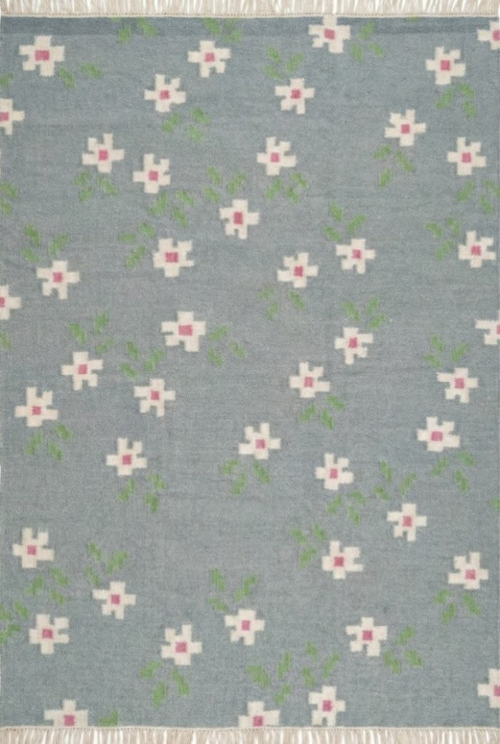 Modern Botanical Weave, Decorative Fringed Bedroom Accent Rug