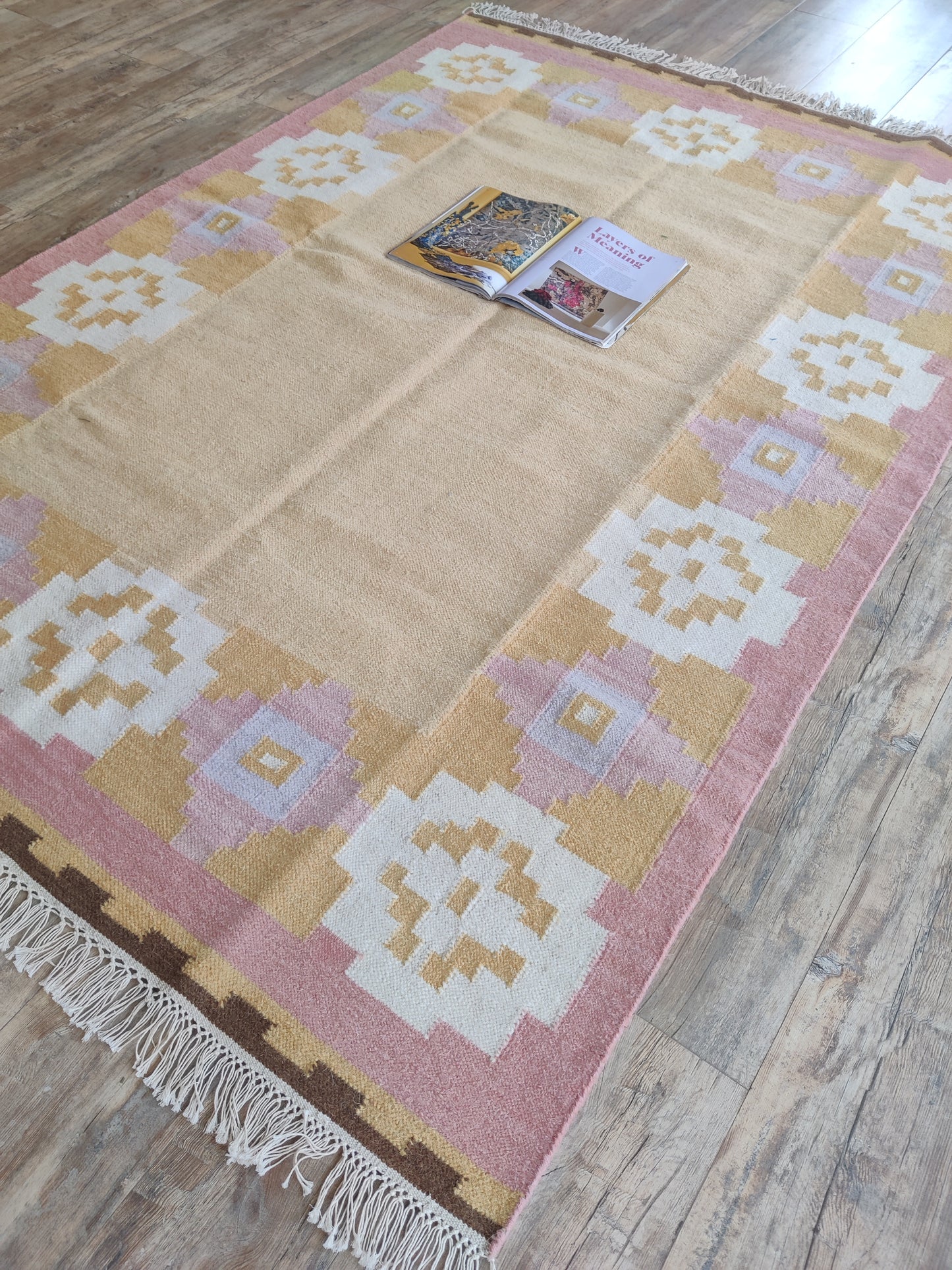 Golden Heritage Border  Wool Area Rug