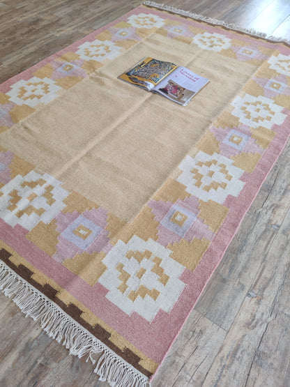 Golden Heritage Border  Wool Area Rug