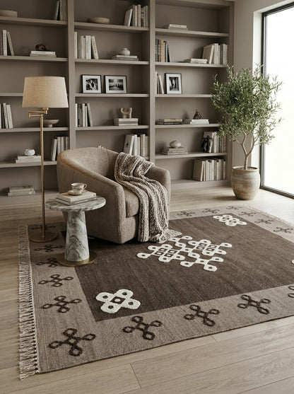 Geometric Endless Knot Medallion Flatweave Area Rug