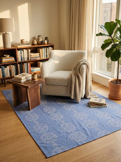 Modern Interlocking Cornflower Blue Geometric Area Rug