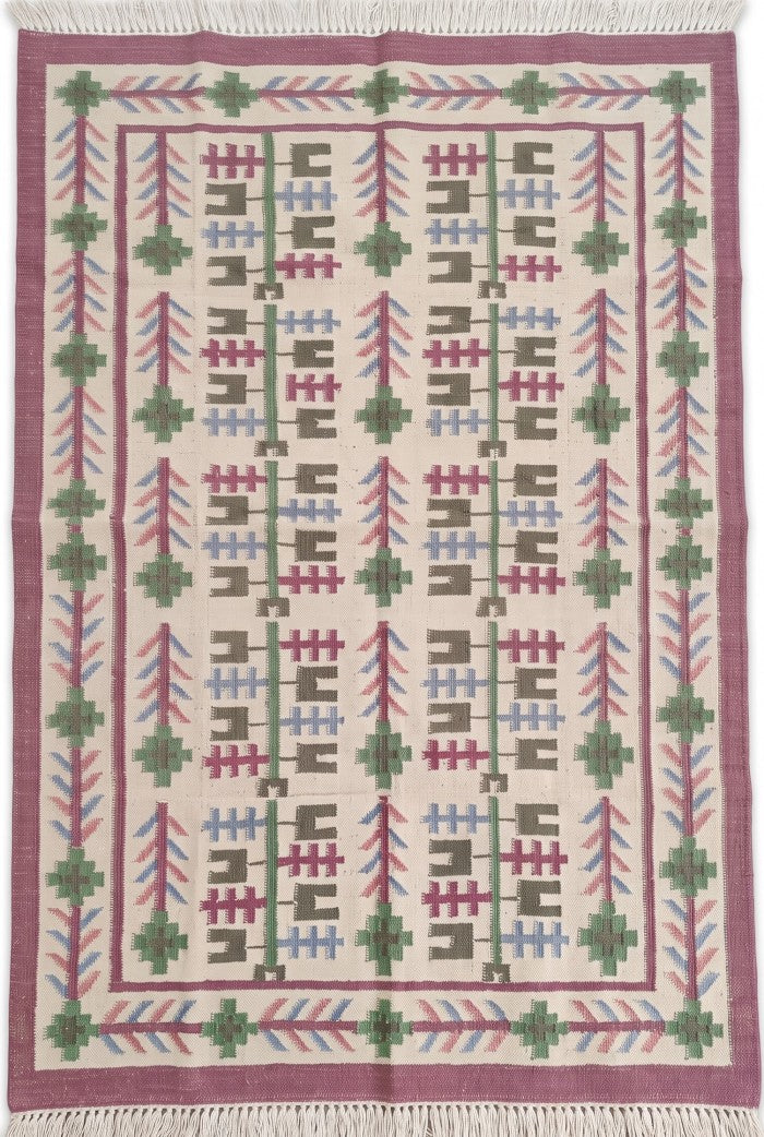 Mauve Meadow Traditional Indian Area Rug for Living Room