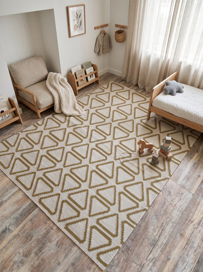 Ochre Triangle Lattice Repeating Triangle Flatweave Area Rug