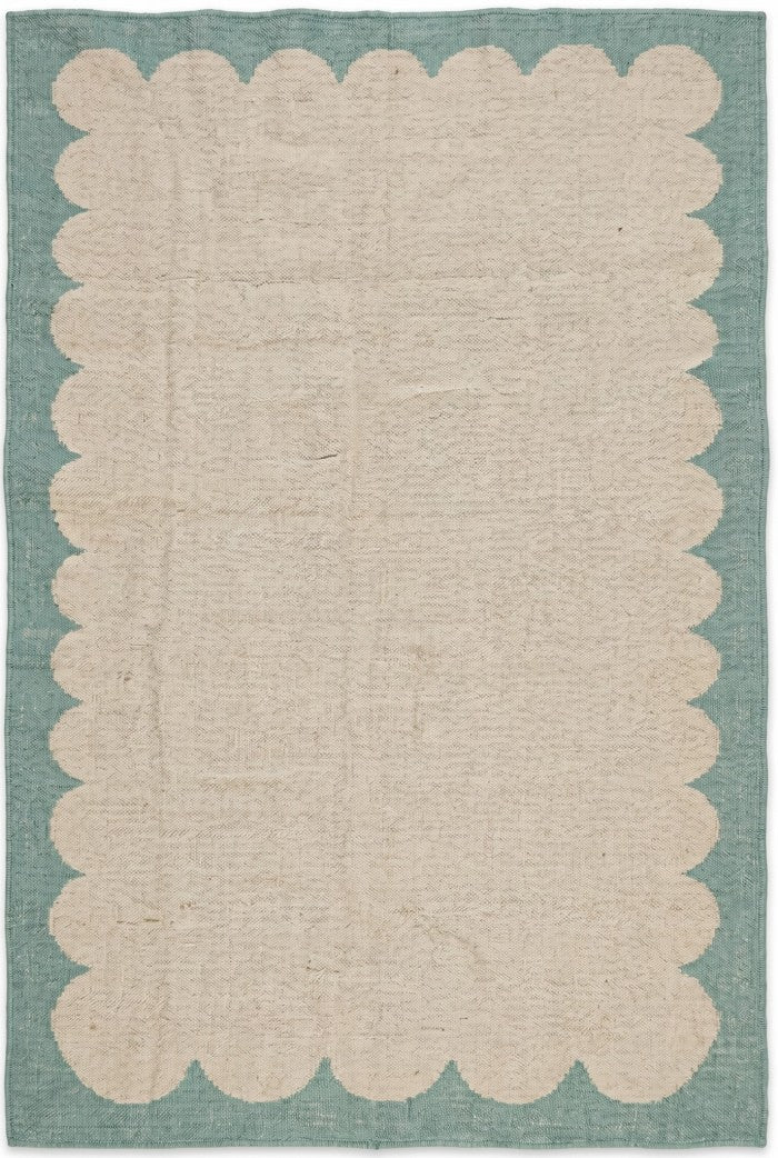 Seafoam Scallop Frame Scalloped Border Flatweave Area Rug