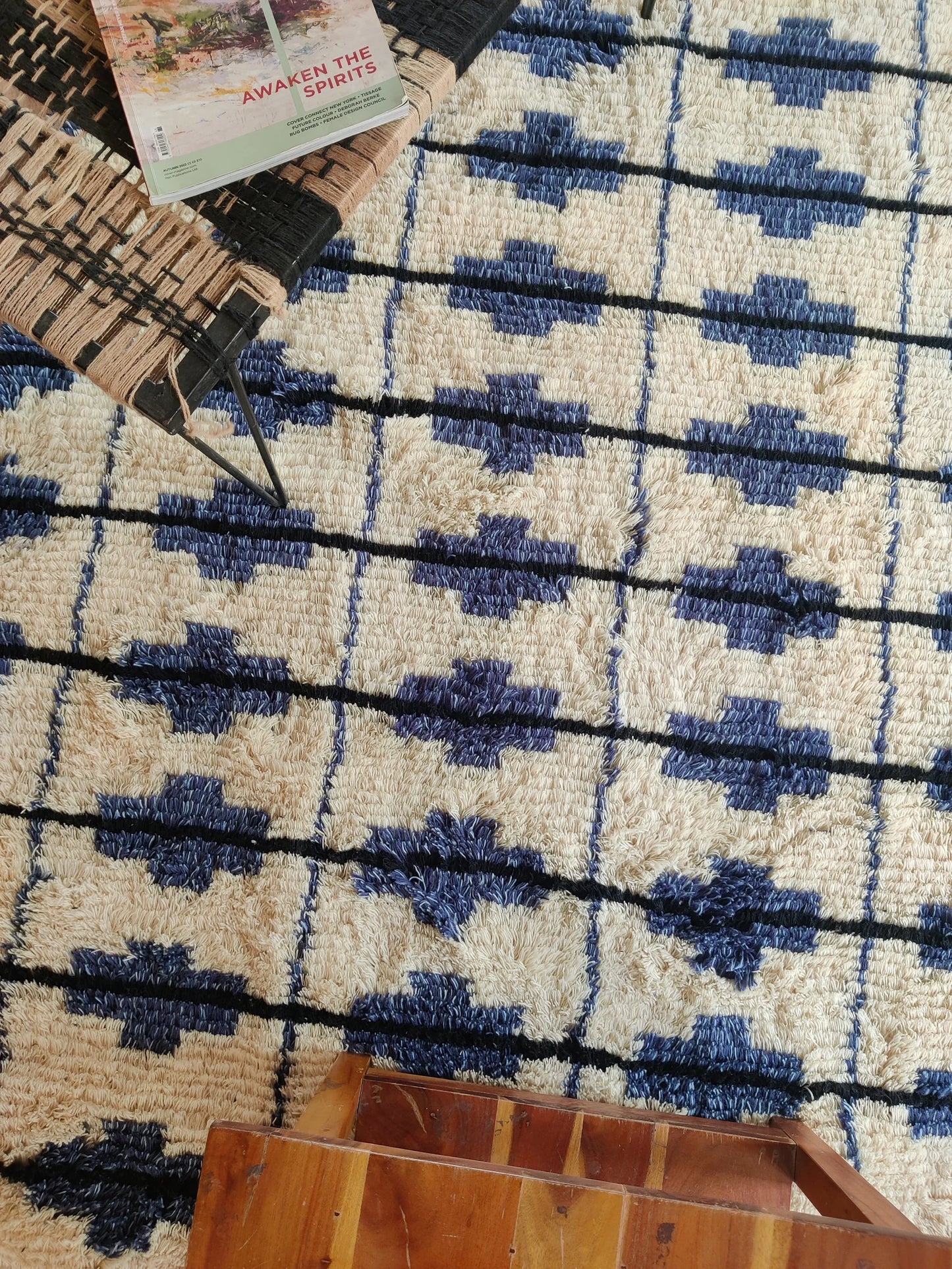 Blue and White Contemporary Cozy Hand Knotted Grid Pattern Moroccan Wool Shag Rug