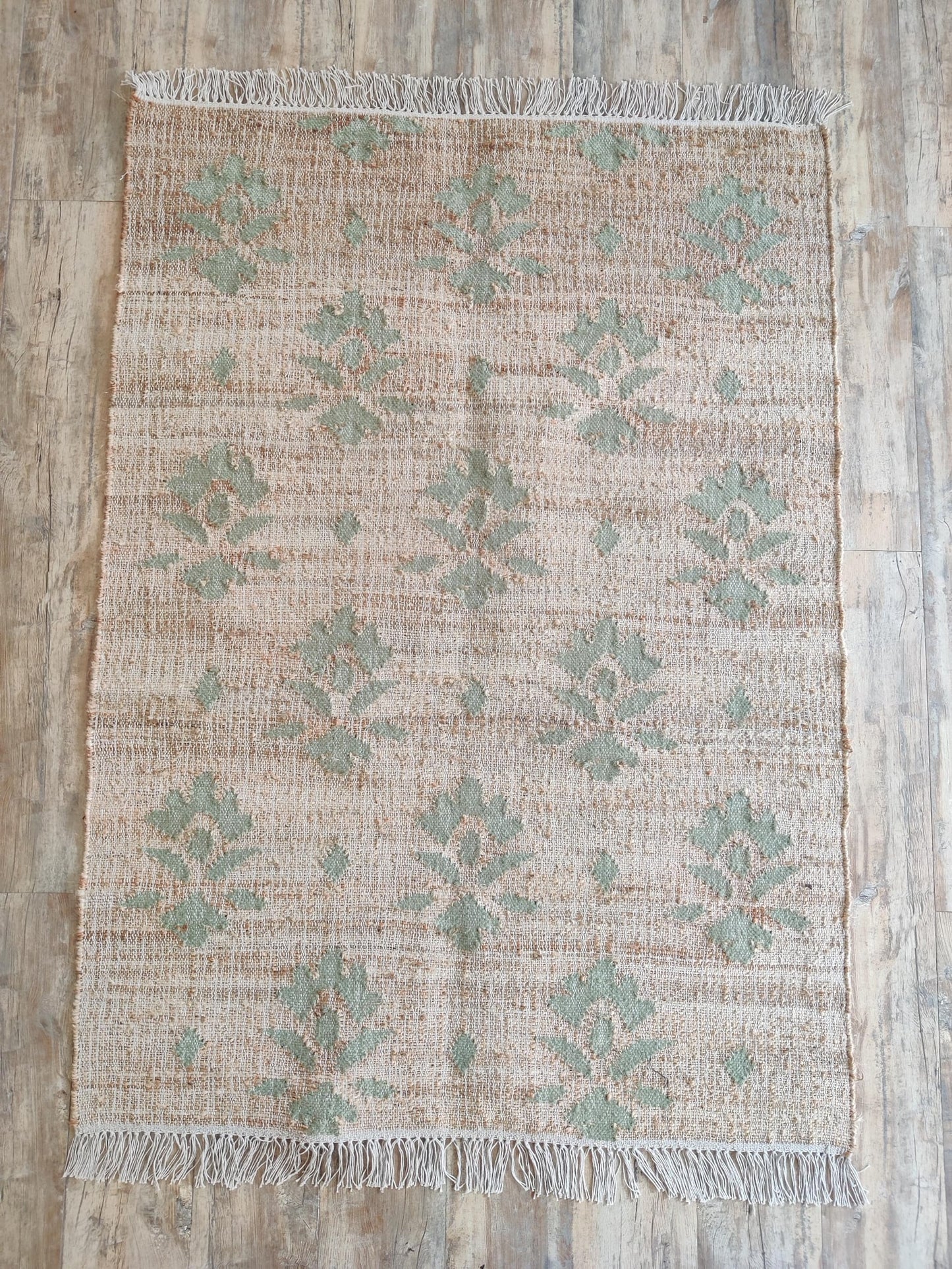 Handwoven Floral Medallion Cotton jute Rug