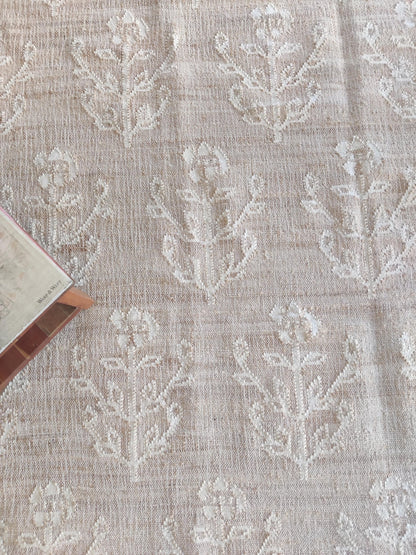 Handwoven Floral Medallion  Jute & Wool Rug