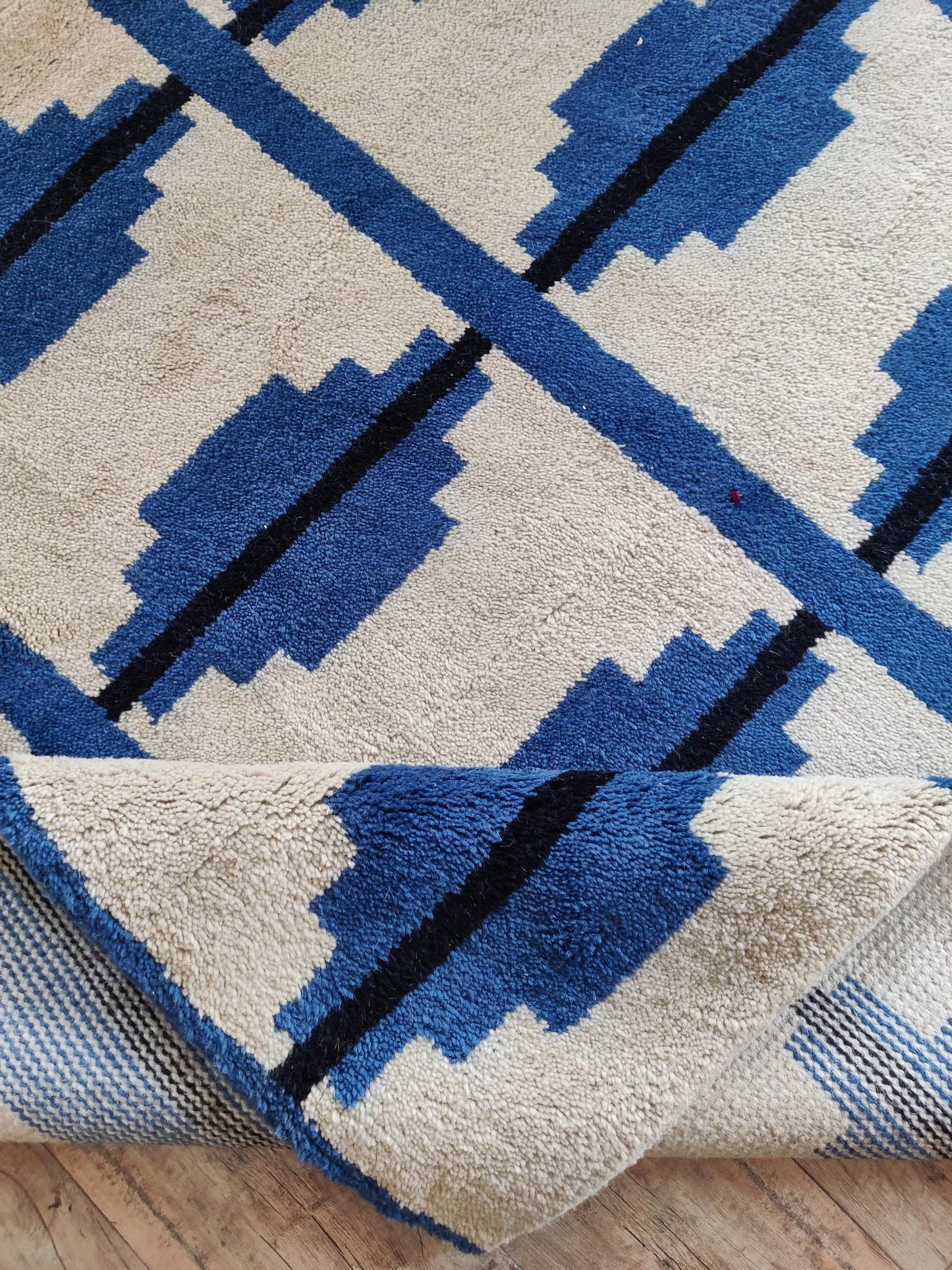 Contemporary Indigo Blue Geometric Wool Moroccan  Hand knotted Shag Area Rug for Bedroom and Living Room and Dining