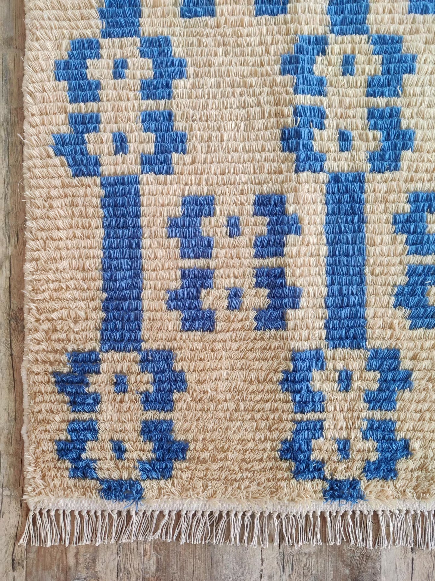 Tribal Pattern Moroccan Wool Rug