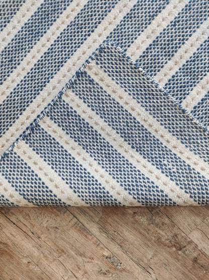 Classic Horizontal Linear StripeS