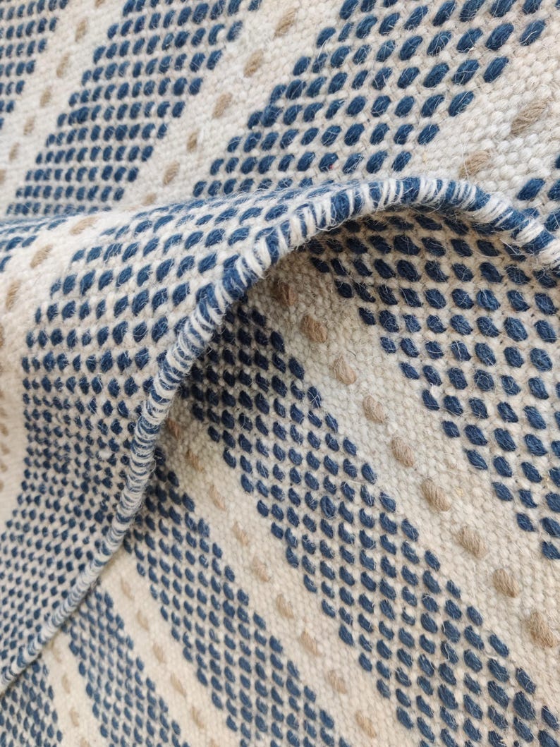 Classic Horizontal Linear StripeS