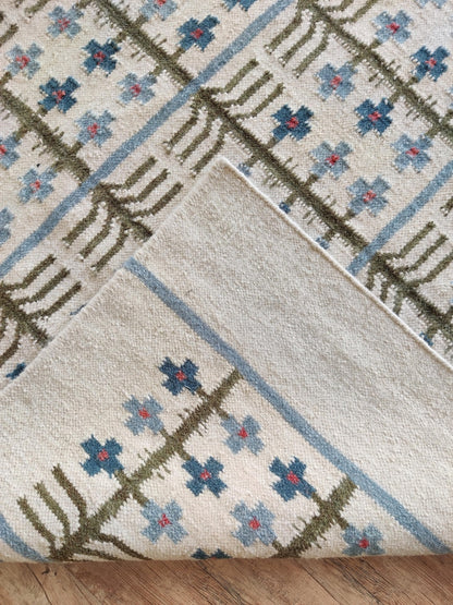 White Scandinavian Flatweave Kilim Style New Zealand Wool Area Rug for Bedroom and Living Room