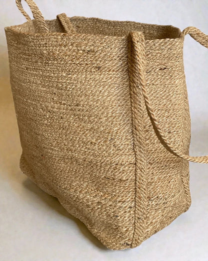 Handwoven Seagrass Narrow Basket for Blankets & Throws