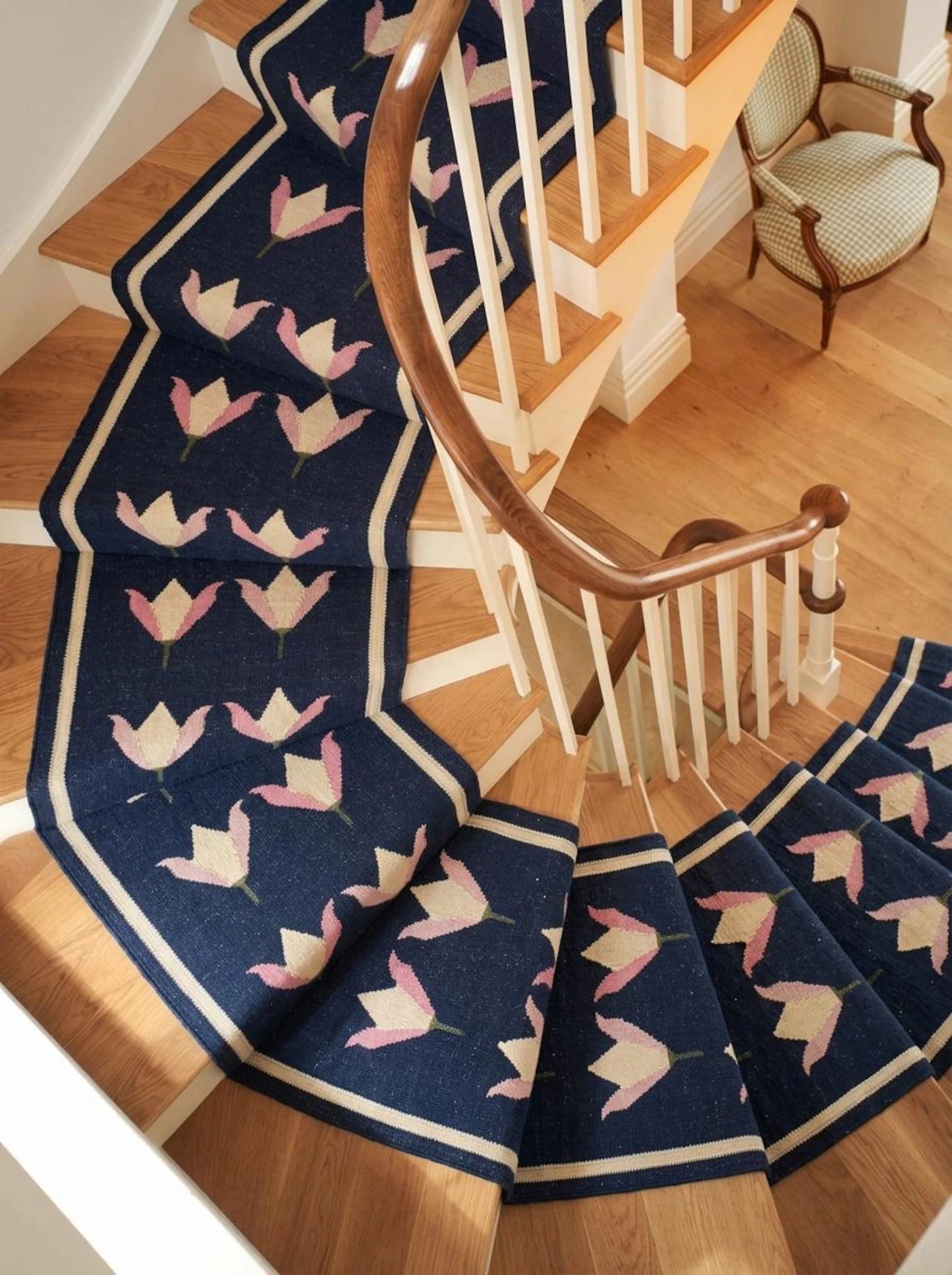 Handwoven Blue Floral Wool Flatweave Runner Rug
