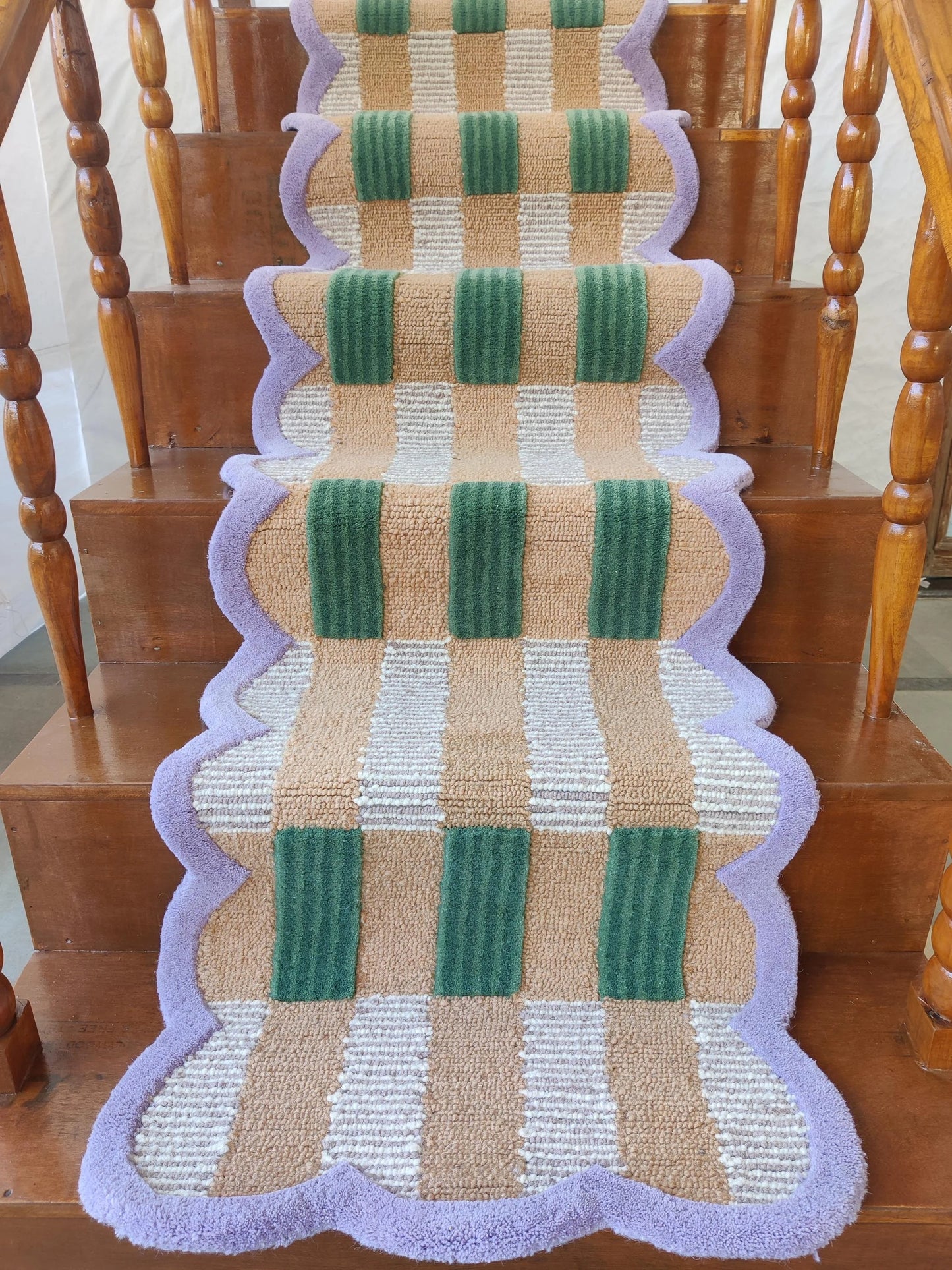 Hand-Tufted Wool Hallway Runner Neutral Plaid Rug with Scalloped Edge