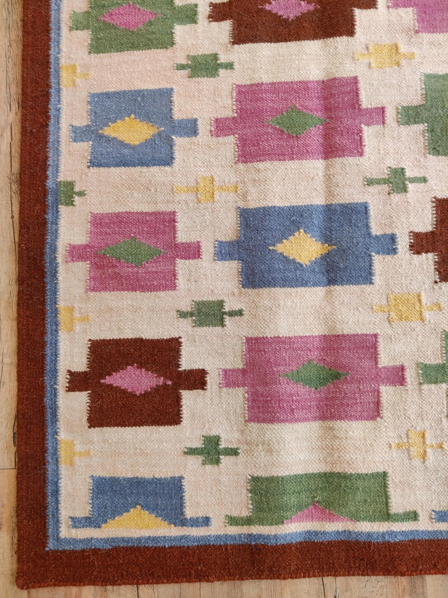 Tribal Earth Medallion Matrix Wool Cotton Dhurrie Rug