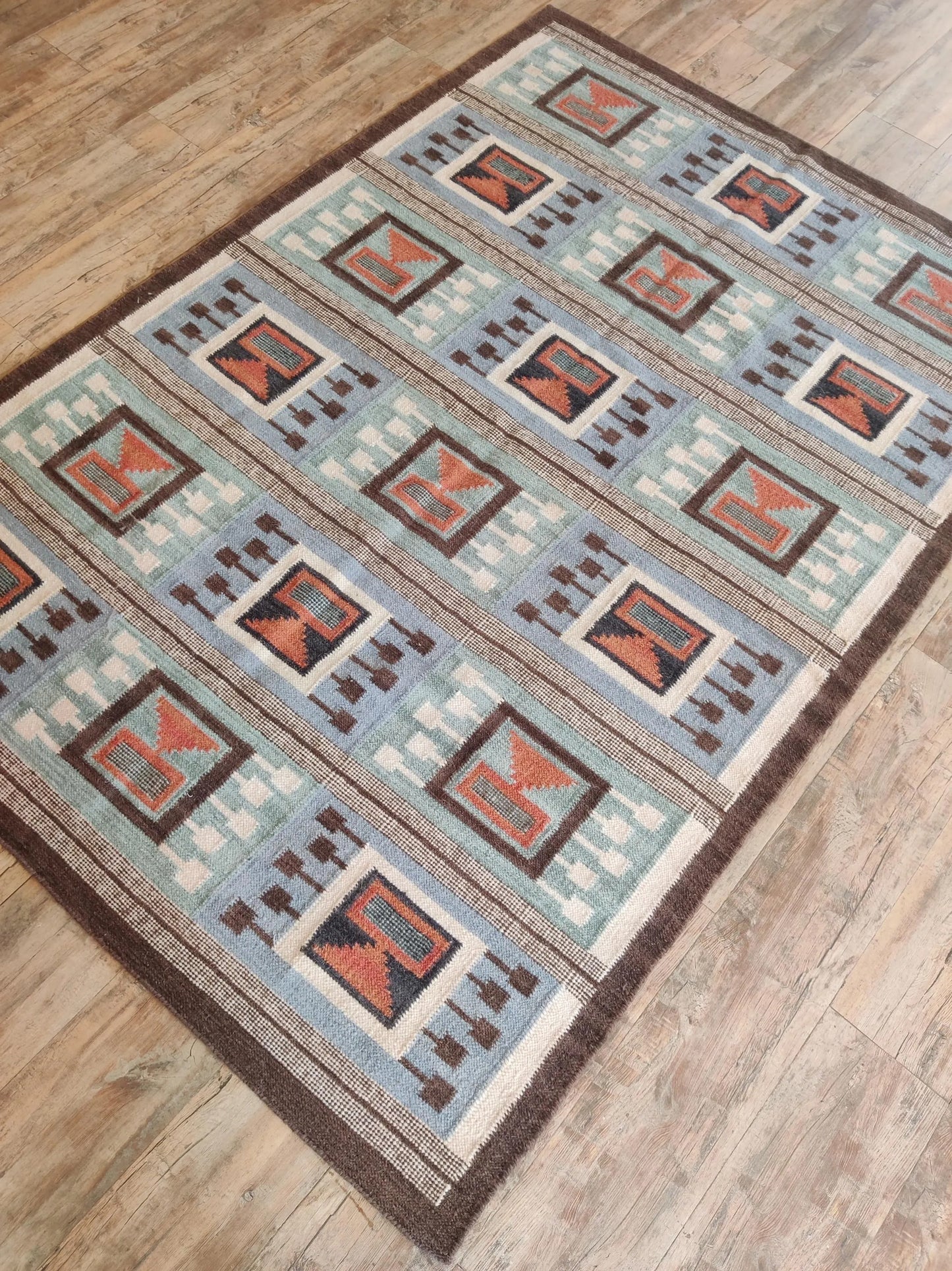 Southwestern Aztec Block Matrix wool rug