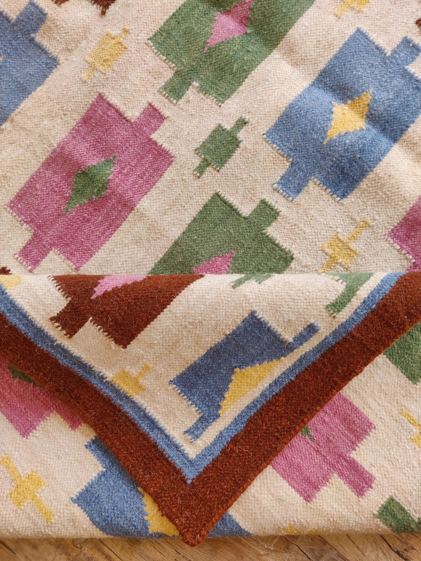 Tribal Earth Medallion Matrix Wool Cotton Dhurrie Rug