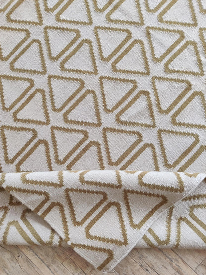 Ochre Triangle Lattice Repeating Triangle Flatweave Area Rug