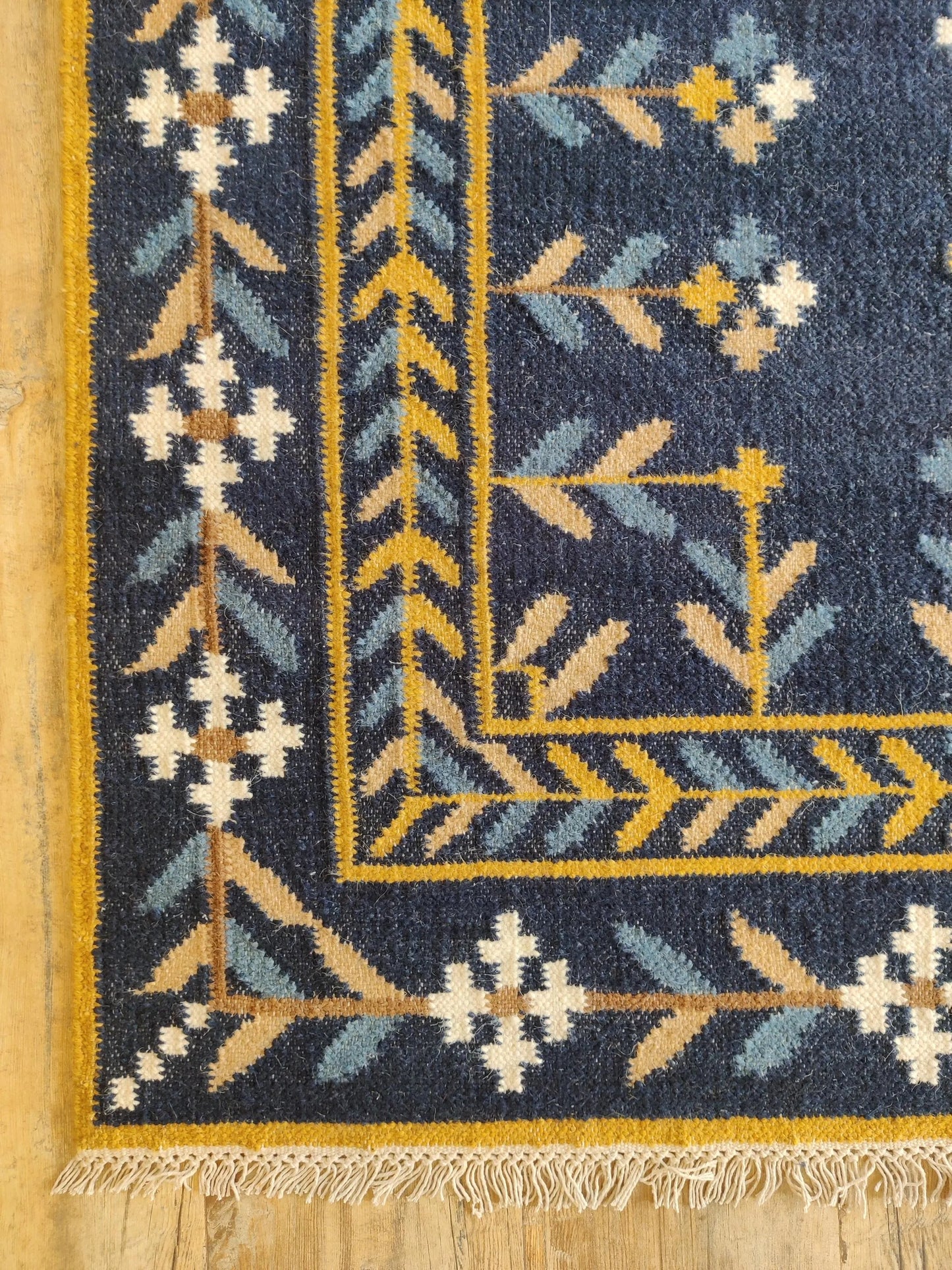 Royal Indigo Botanical Buti Flower Rug