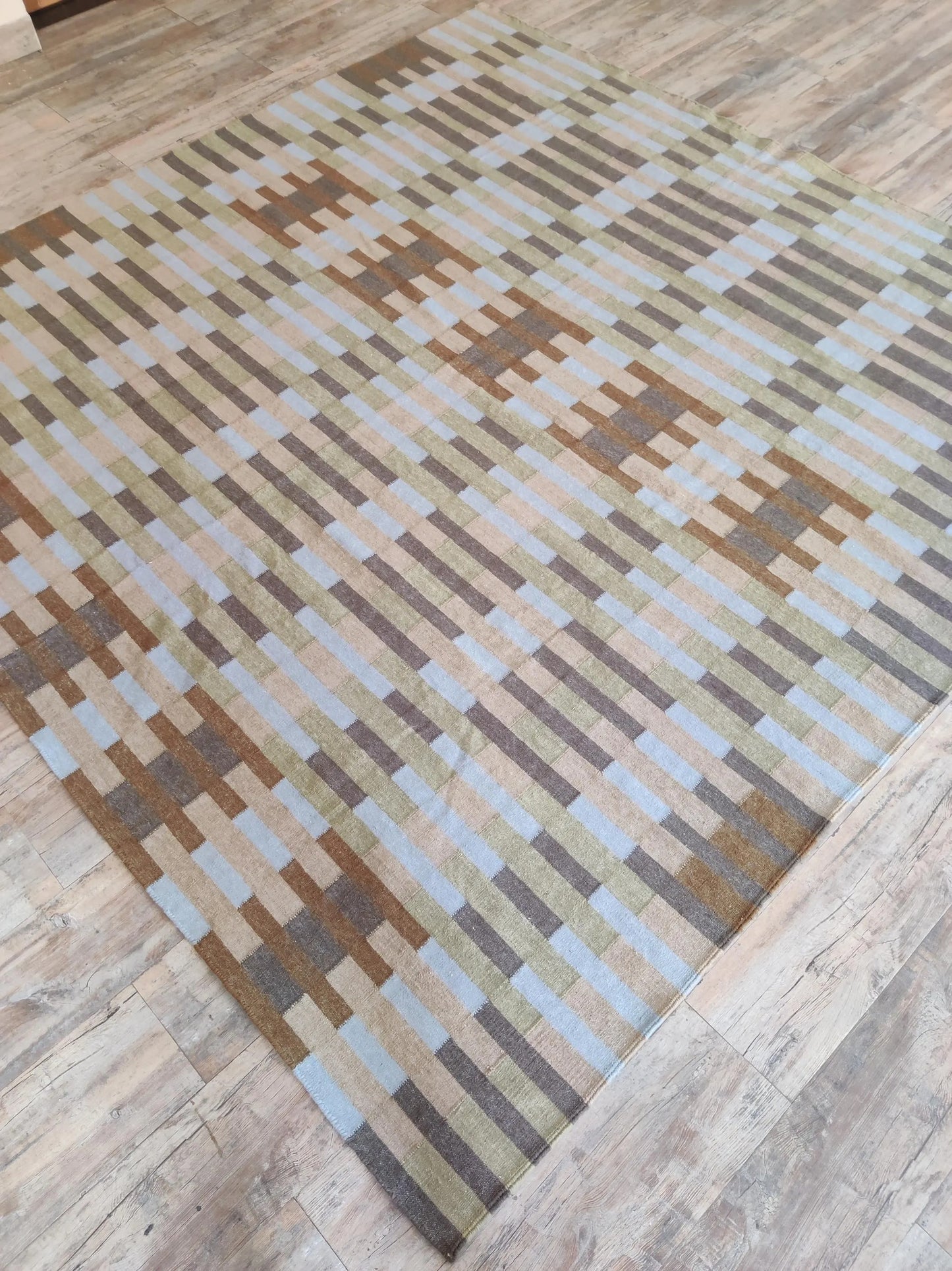Handwoven Geometric Gridlock Cotton Wool Rug