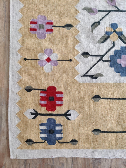 Marigold Folk Bouquet Cotton Wool Dhurrie
