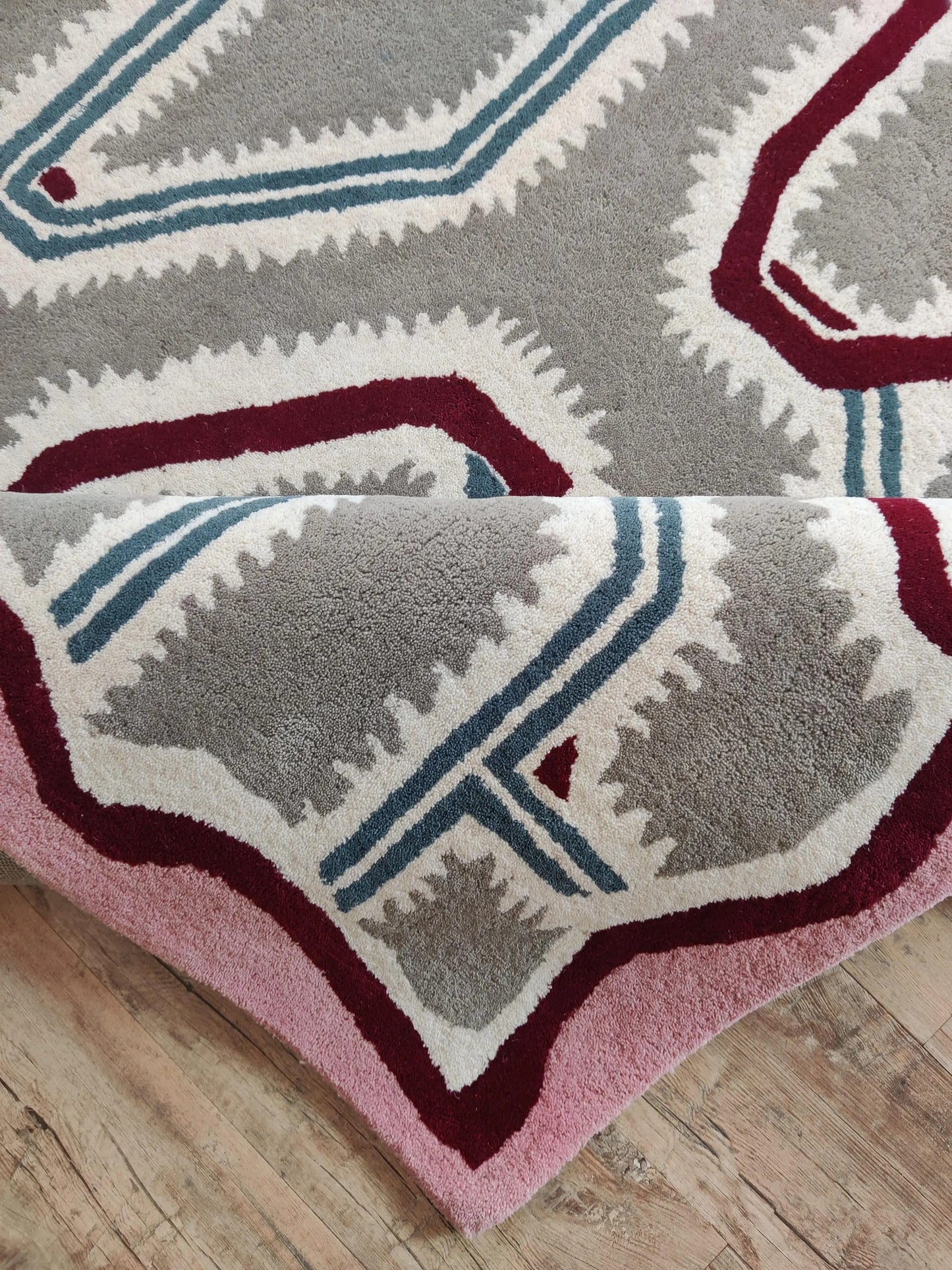 Postmodern Abstract Wool Tufted Area Rug