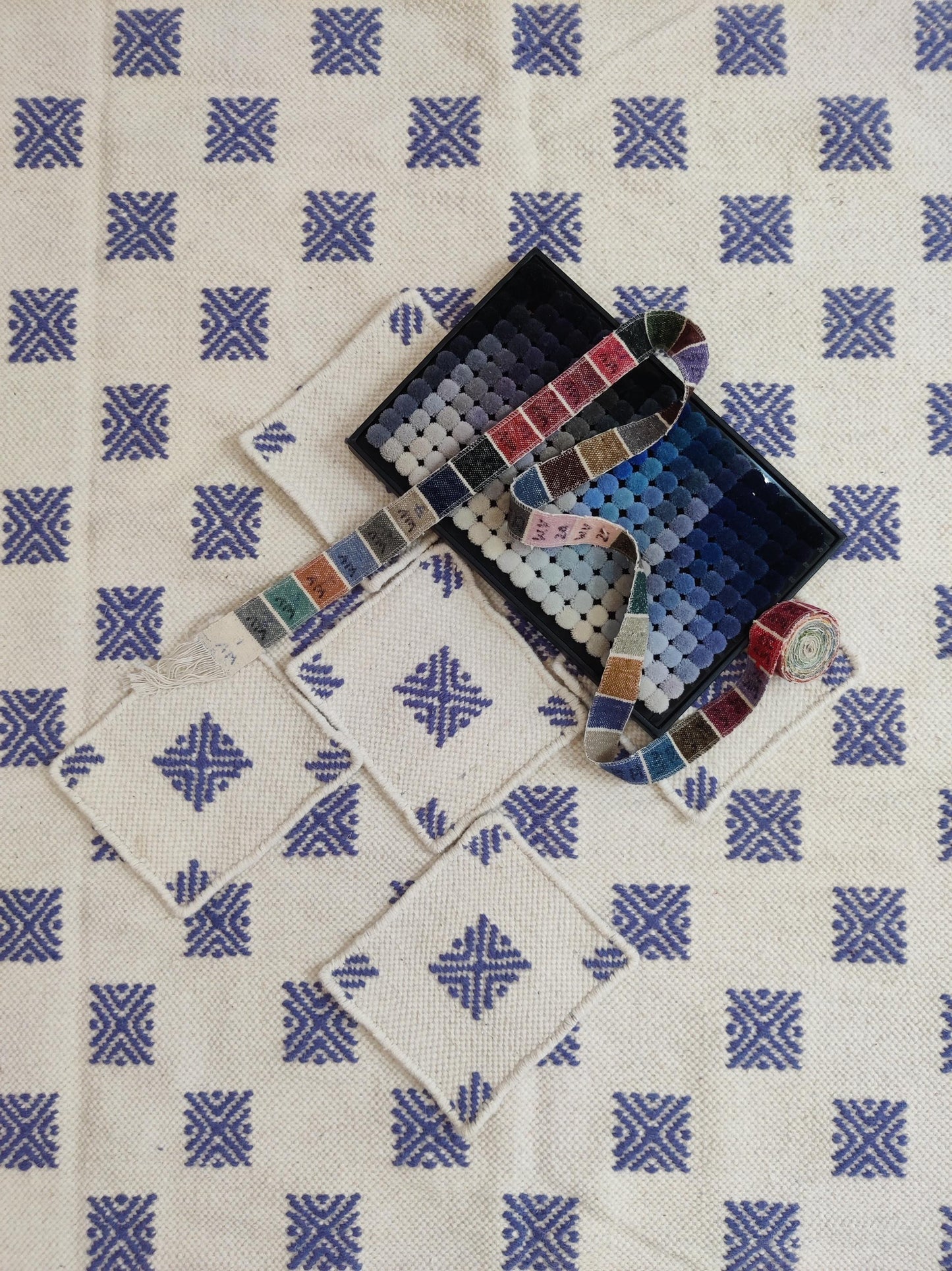Violet Pixel Starburst Geometric Micro Motif Flatweave Area Rug
