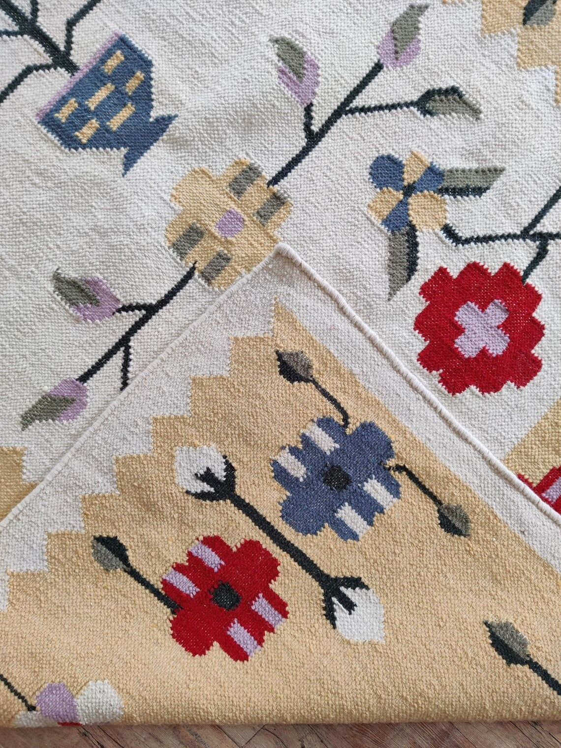 Marigold Folk Bouquet Cotton Wool Dhurrie