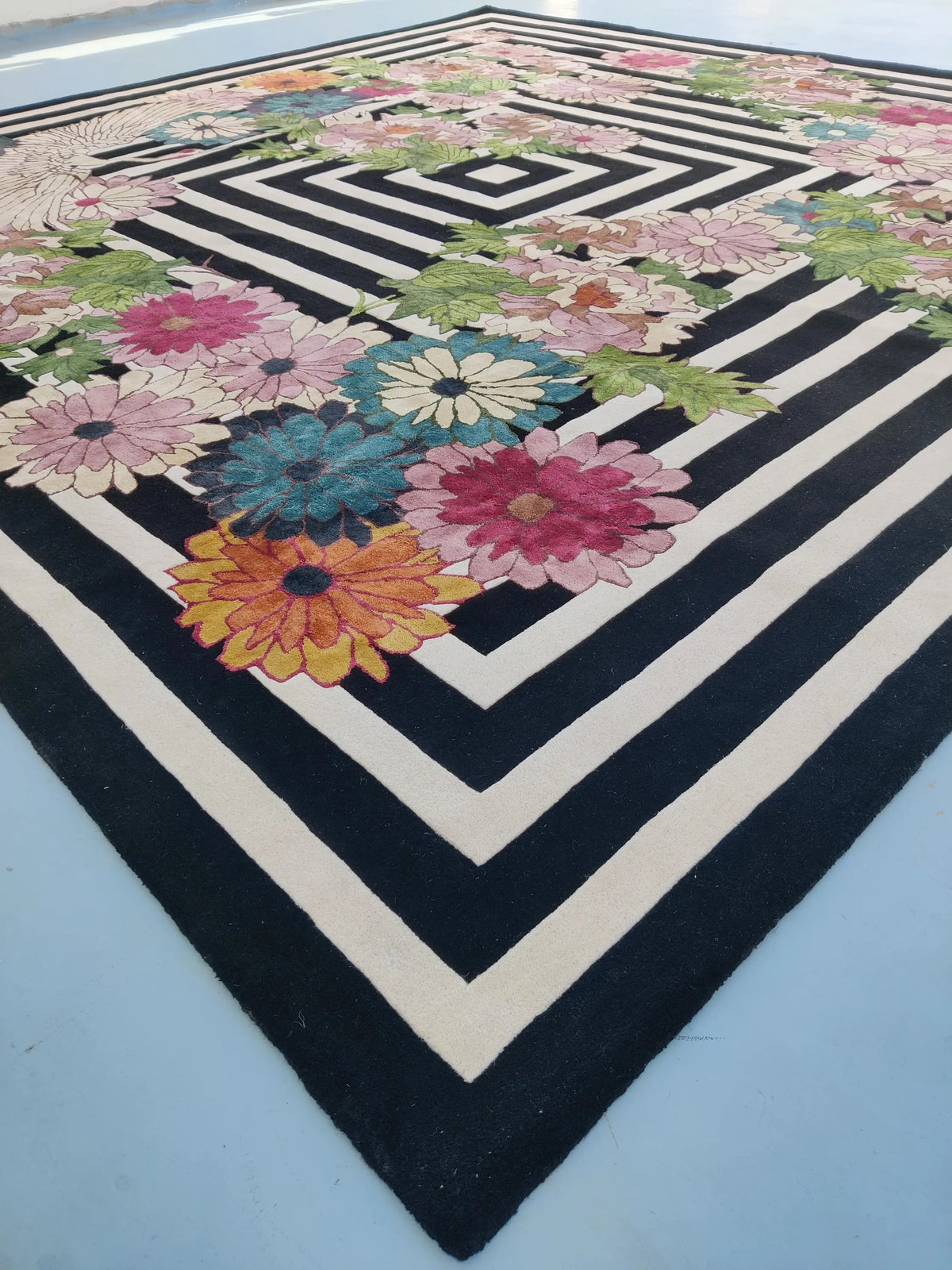 Hand-tufted Wool Rug, Japanese Crane Floral Area Rug, Black-and-White Geometric Striped Carpet