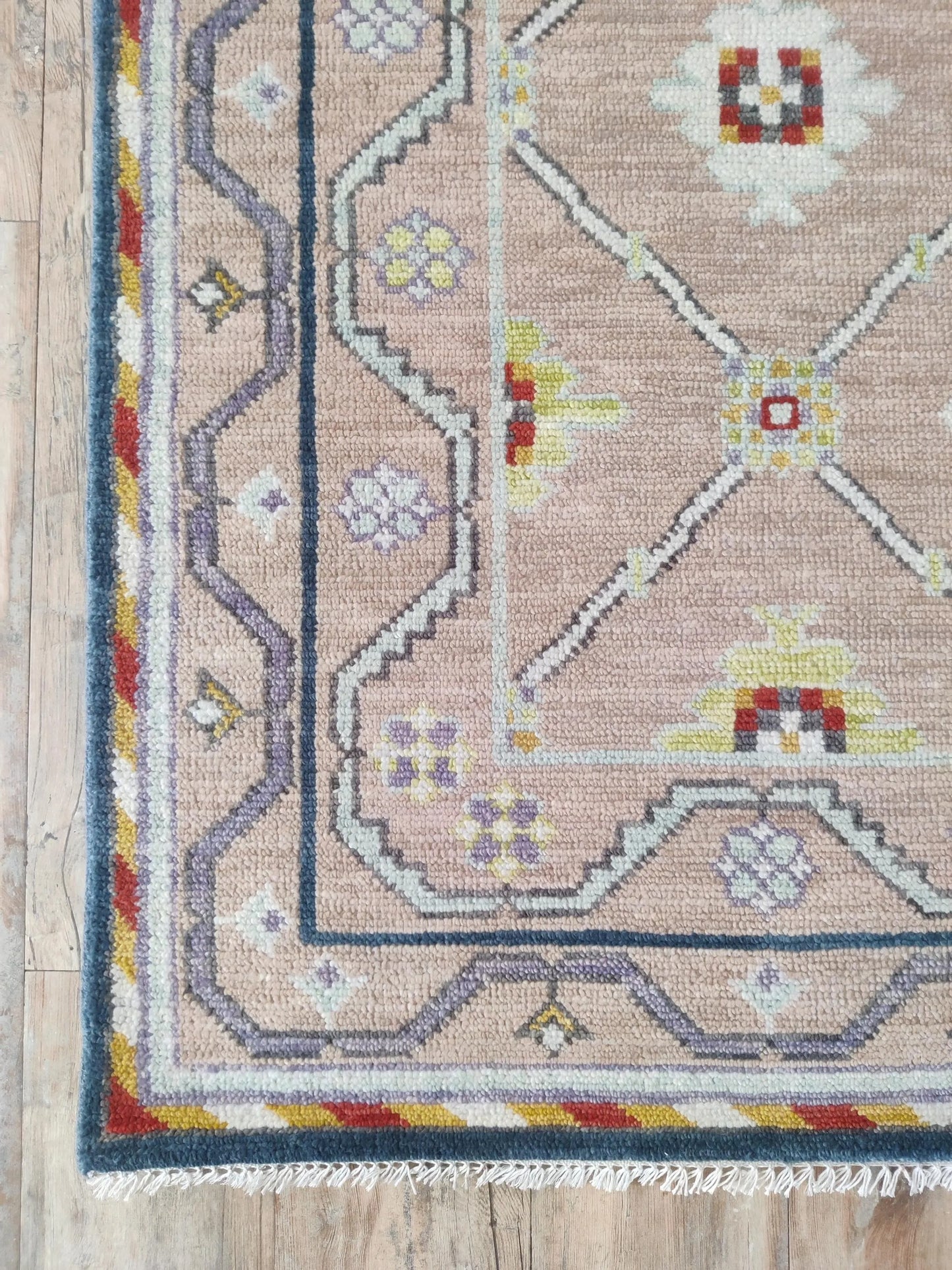 Luxury Blush Oushak Floor Rug for Living Room Bedroom