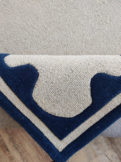 Hand Tufted Wool Runner Rug - Scalloped Navy Blue Border Ivory Hallway Carpet