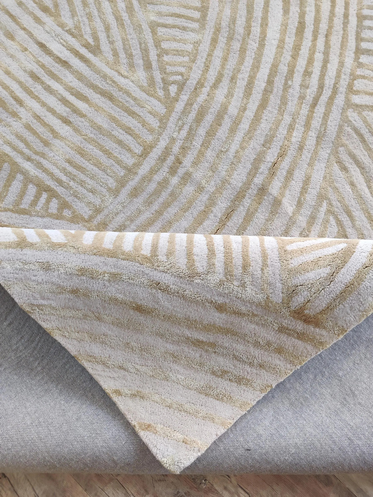 Hand Tufted Wool Area Rug, Modern Abstract Beige Cream Carpet