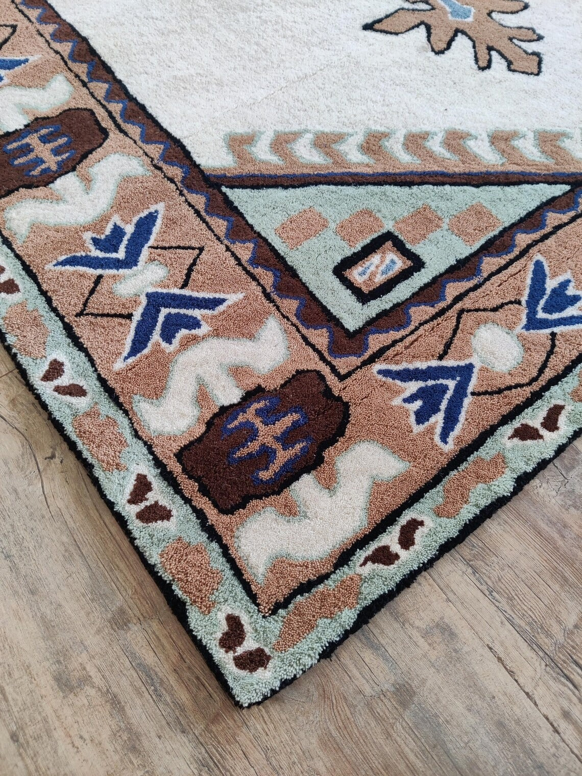 Southwestern Hand Tufted Wool Rug, Tribal Area Rug, Navajo Inspired Carpet