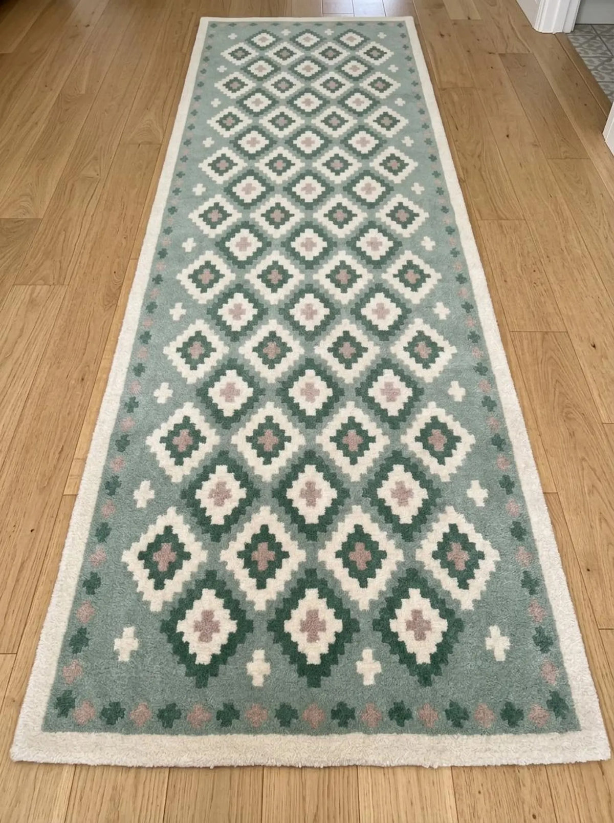 Pastel Green Hand Tufted Wool Rug, Geometric Diamond Pattern Carpet