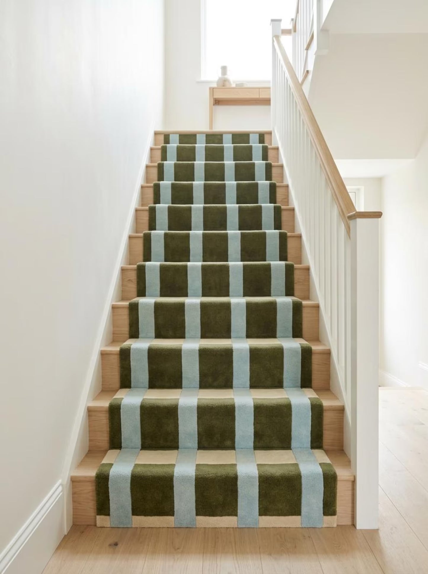 Hand-tufted Wool Green-Blue Geometric Striped Runner