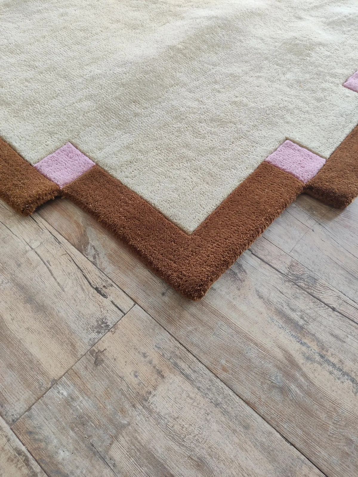 Hand Tufted Wool Rug, Irregular Shape Carpet, Scandinavian Minimalist Rug
