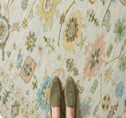 Ivory Pastel Bloom Traditional Floral Style Carpet
