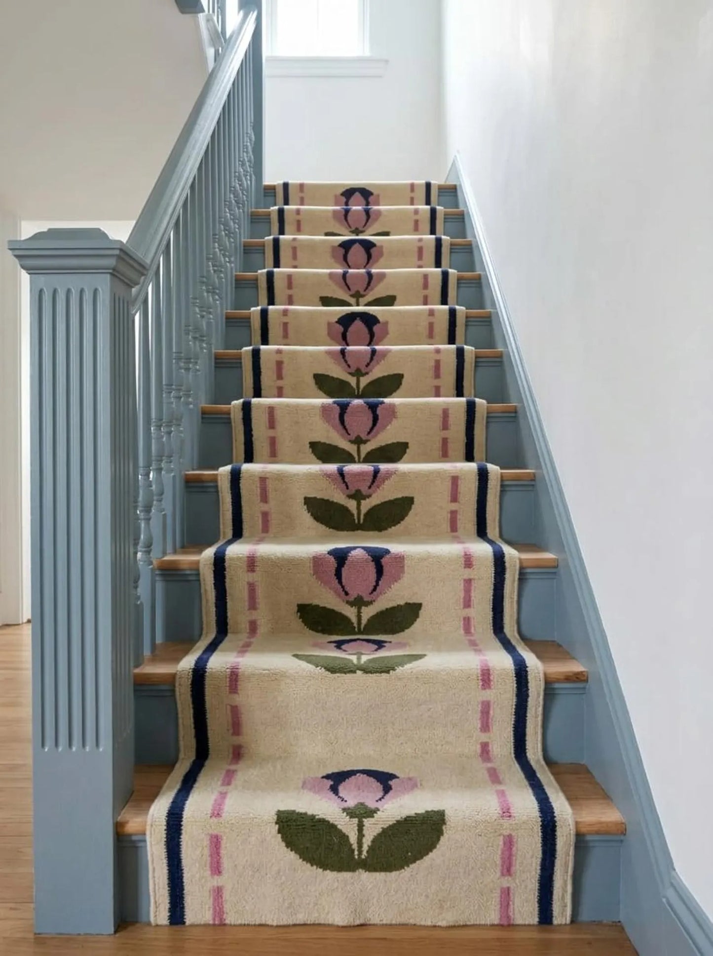 Handwoven Pink Floral Wool Flatweave Runner Rug