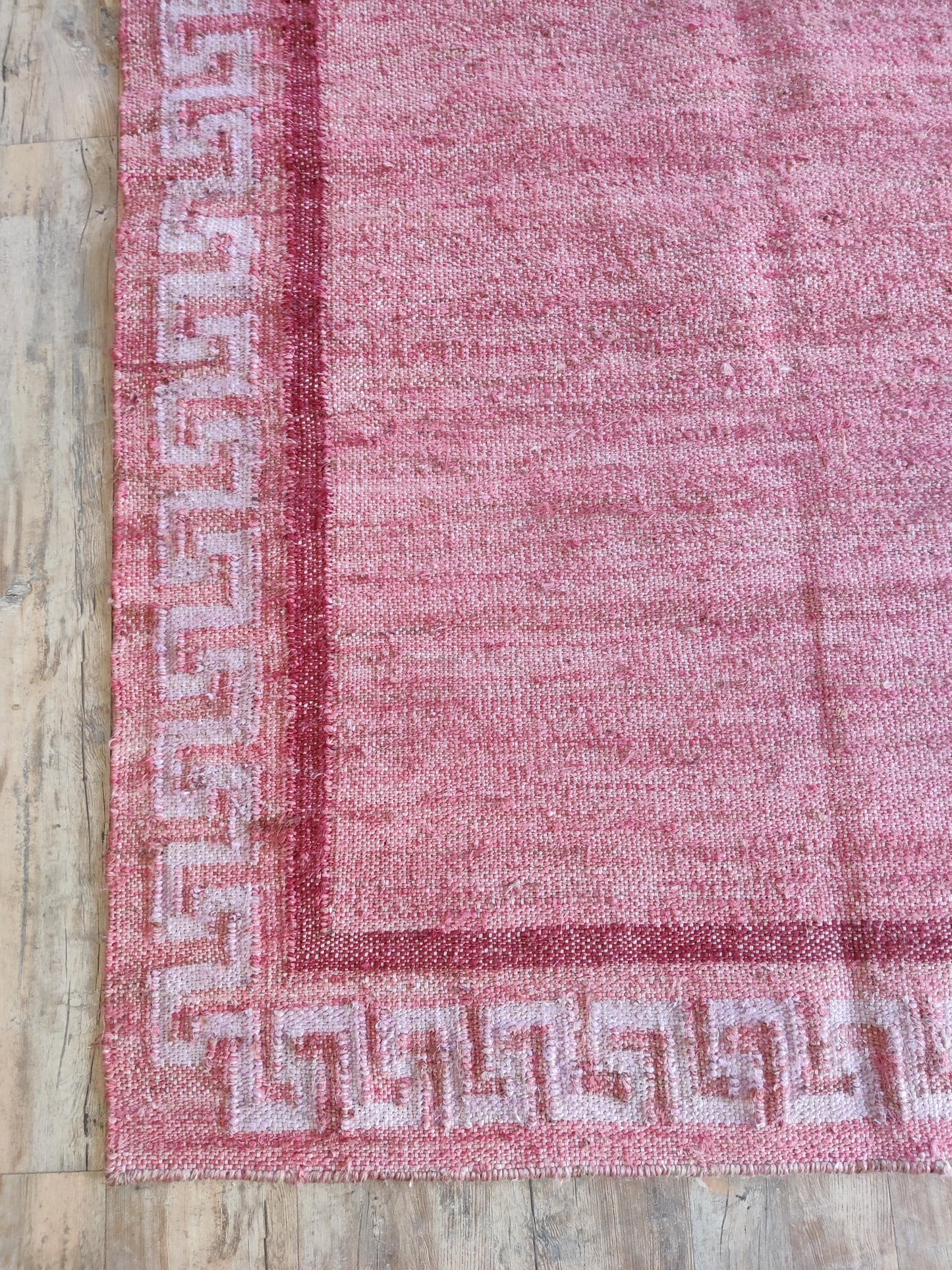 Modern Farmhouse Minimalist Red & Tan Reversible Carpet