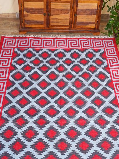 Modern Rustic Cabin Dhurrie with Meander Border rug