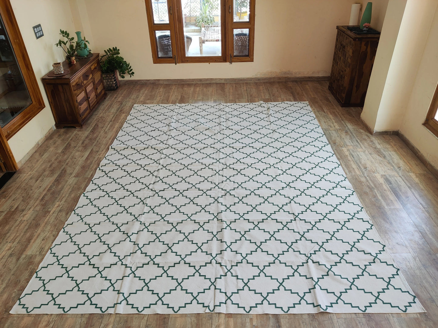 Emerald Trellis Green & Ivory Flatweave Area Rug