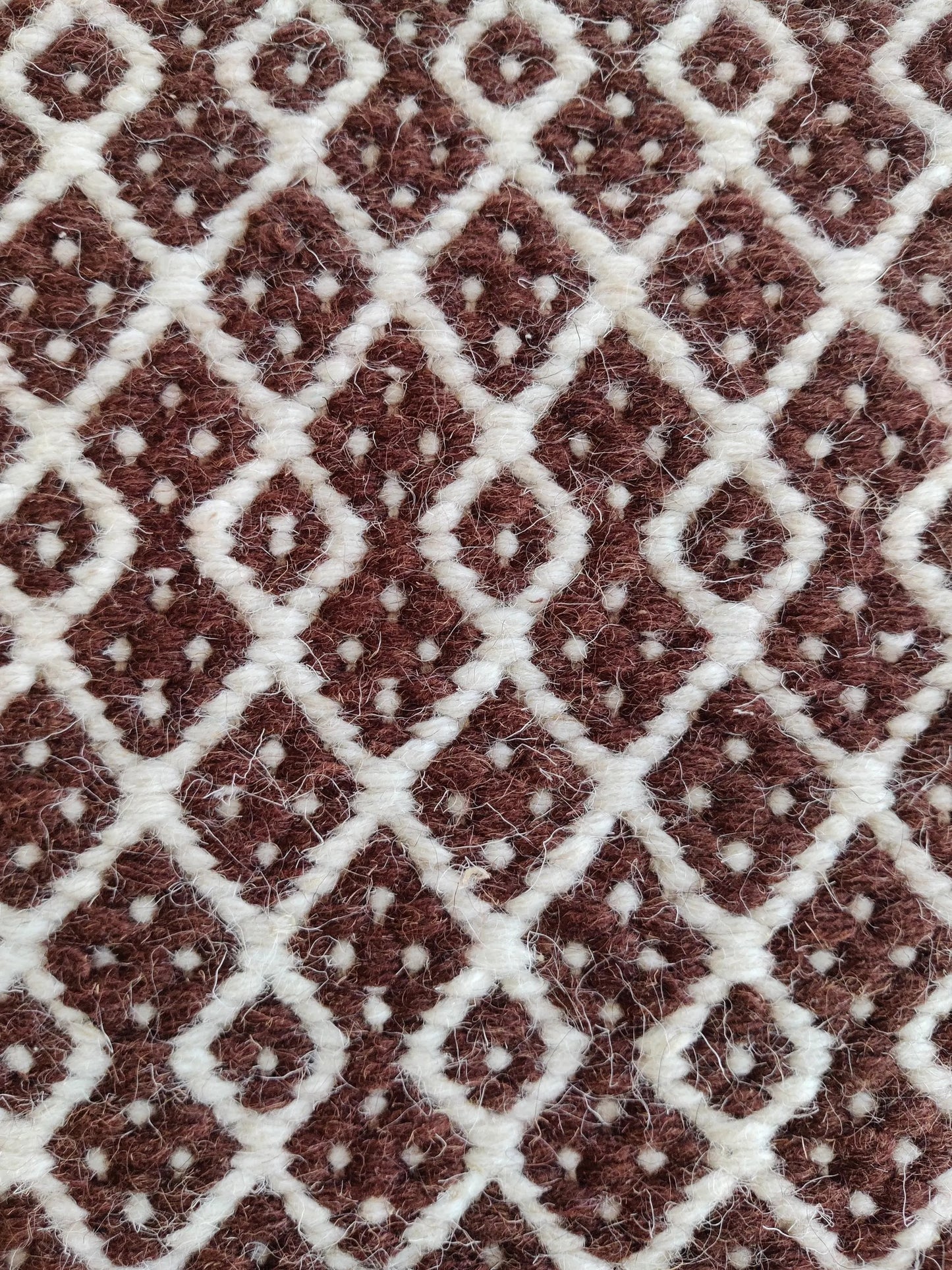 Rustic Grainy Design Handmade Wool Handloom Rug