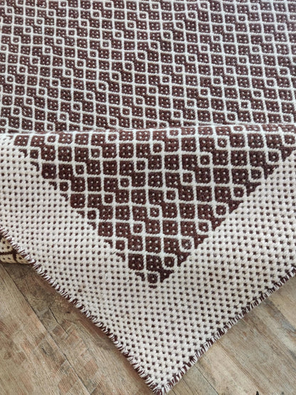 Rustic Grainy Design Handmade Wool Handloom Rug