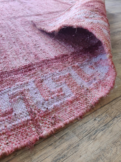 Modern Farmhouse Minimalist Red & Tan Reversible Carpet