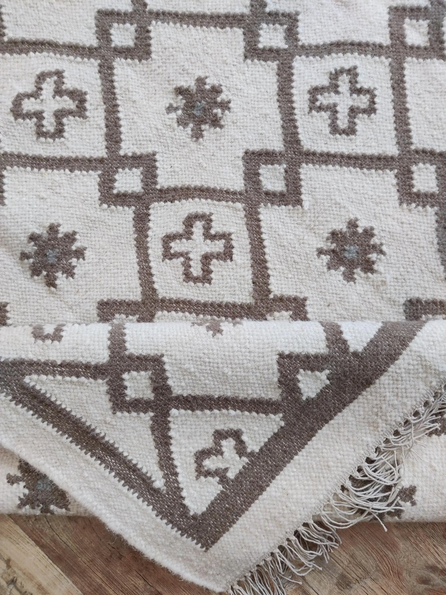 Earth Brown Clover Trellis Brown & Cream Wool Cotton Dhurrie Rug