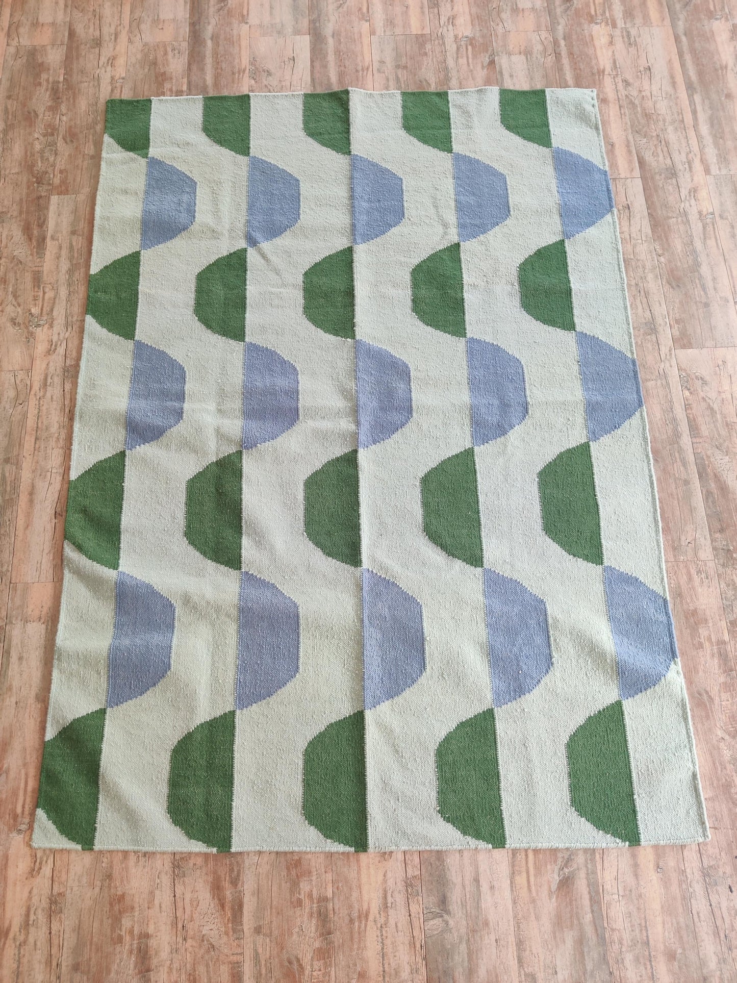 Sage Scallop Wave Modern Abstract Geometric Wool Cotton Dhurrie Rug